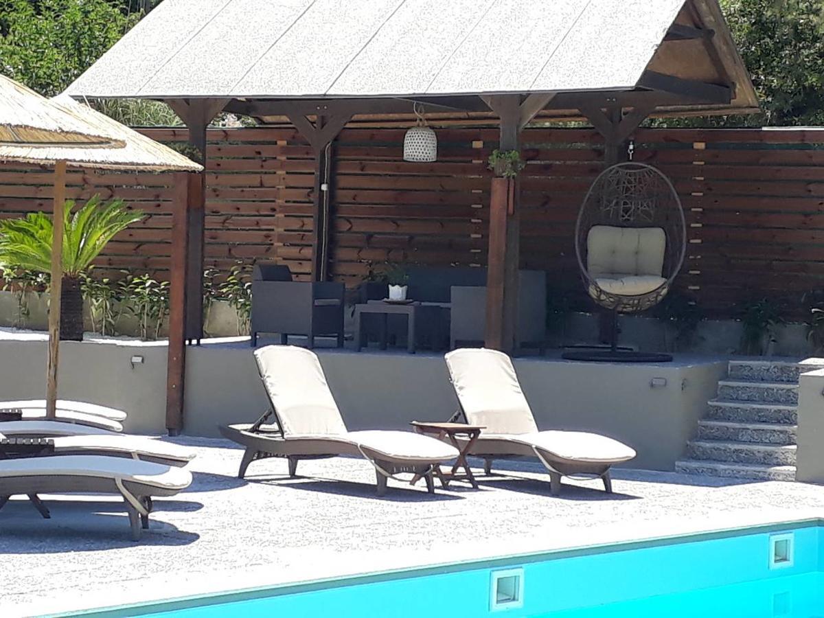 Almirikia Apartment Mourteri