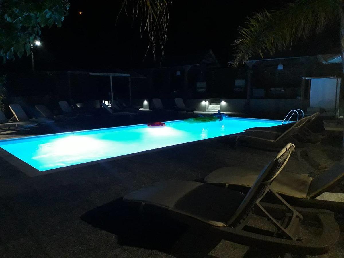 Almirikia Apartment